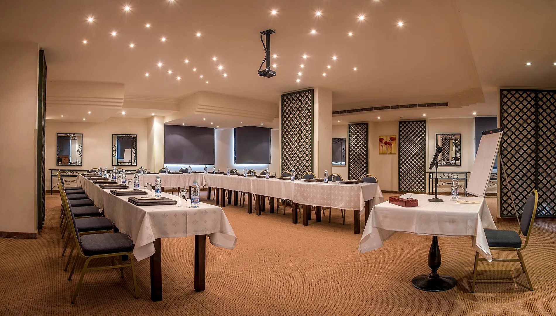 **** Lejlighedshotel Rawche Universal Apartments Beirut Libanon