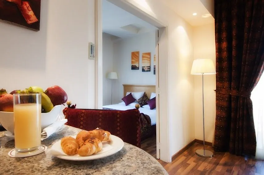 Rawche Universal Apartments Bejrút