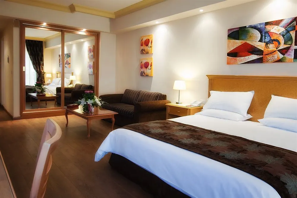 **** Lejlighedshotel Rawche Universal Apartments Beirut Libanon